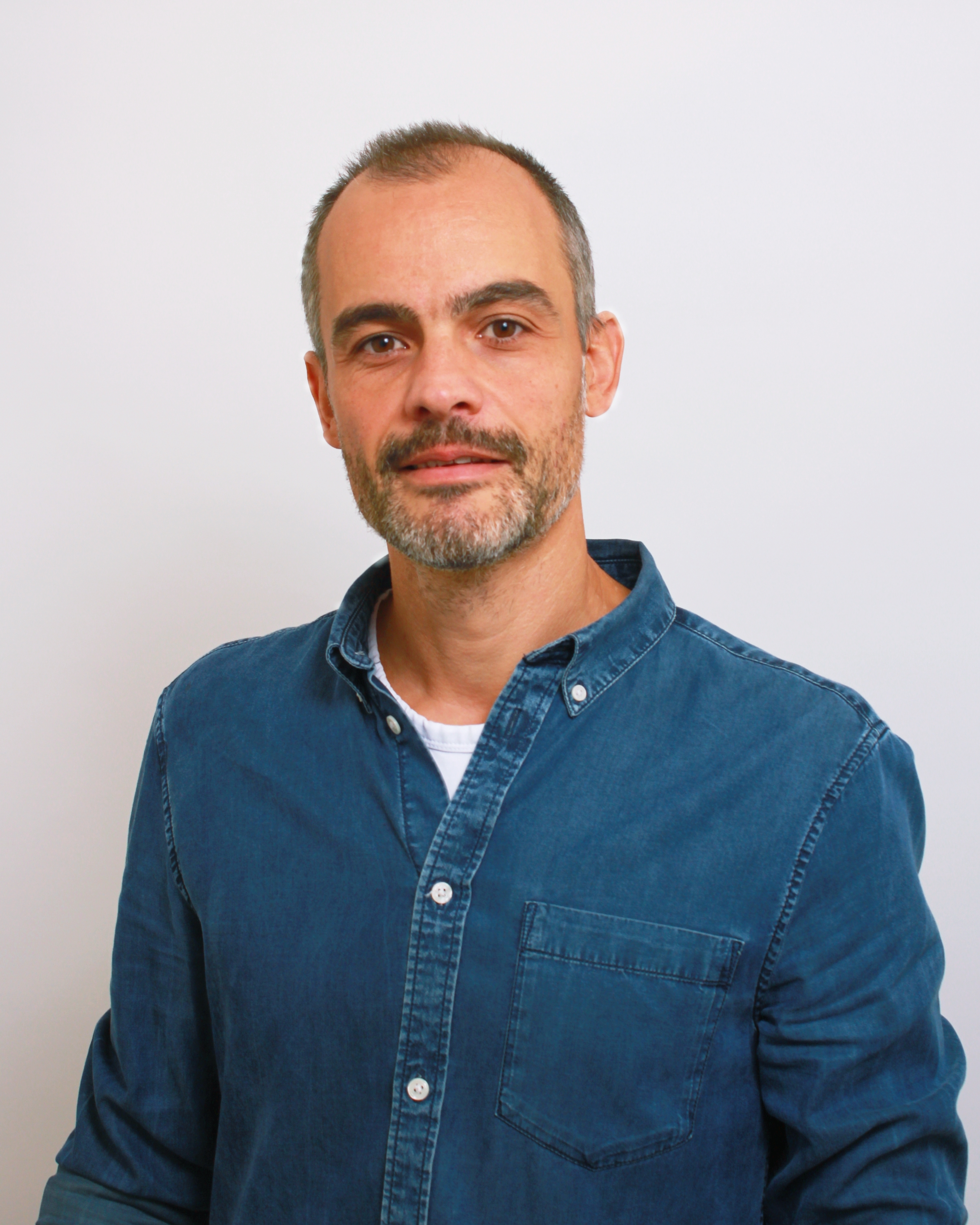 dr. Eleftherios Choustoulakis